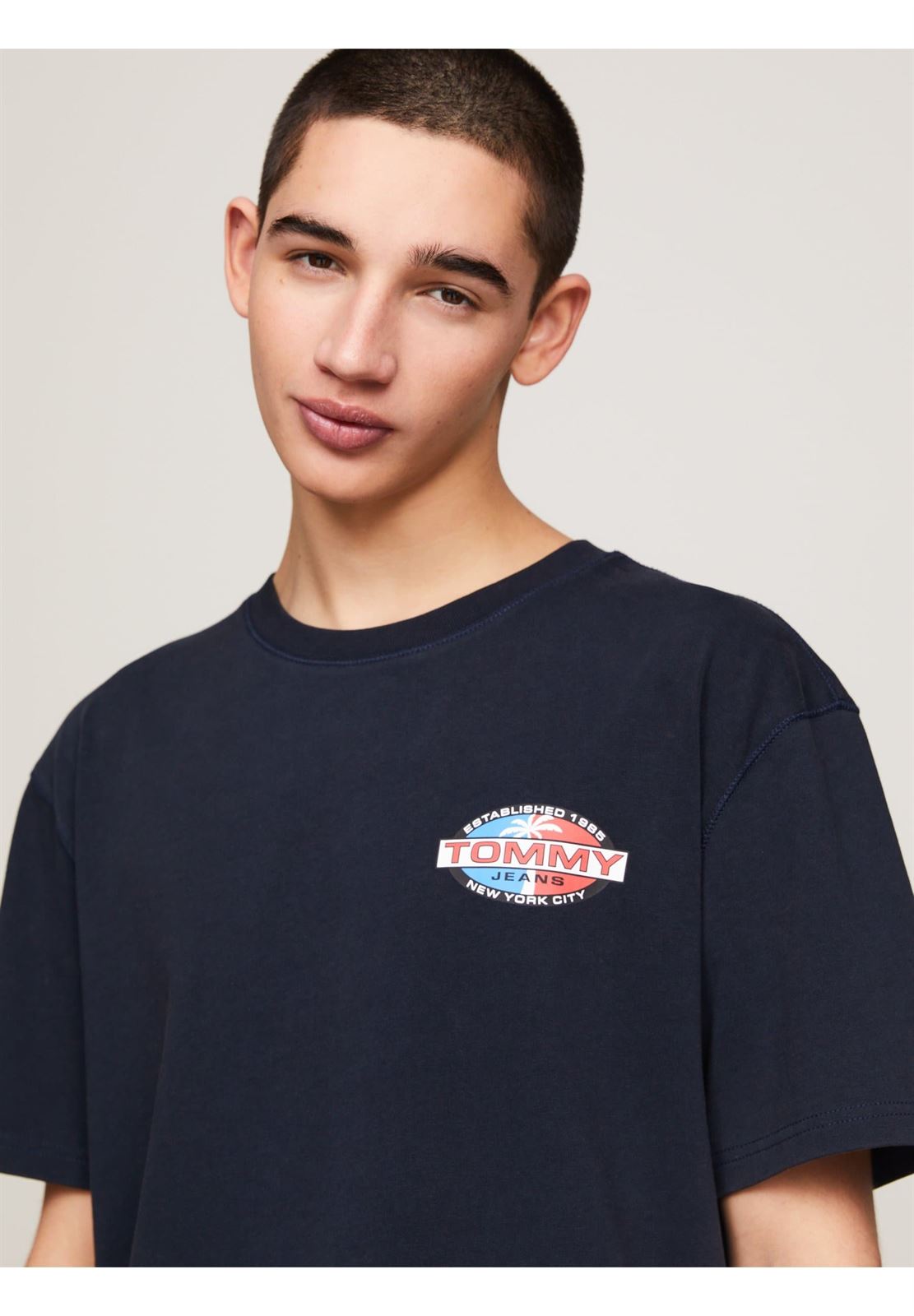 Camiseta Tommy Jeans DM0DM18587 C1G DARK NIGHT NAVY - Imagen 3