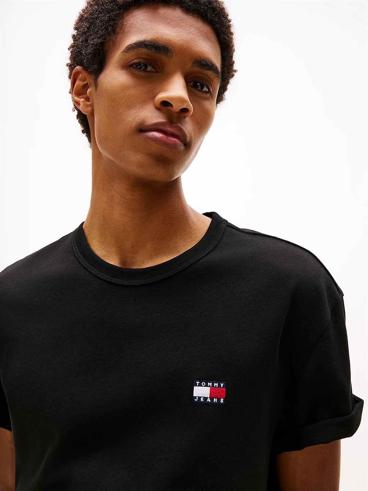 Camiseta TOMMY JEANS DM0DM20322 BDS Black - Imagen 2