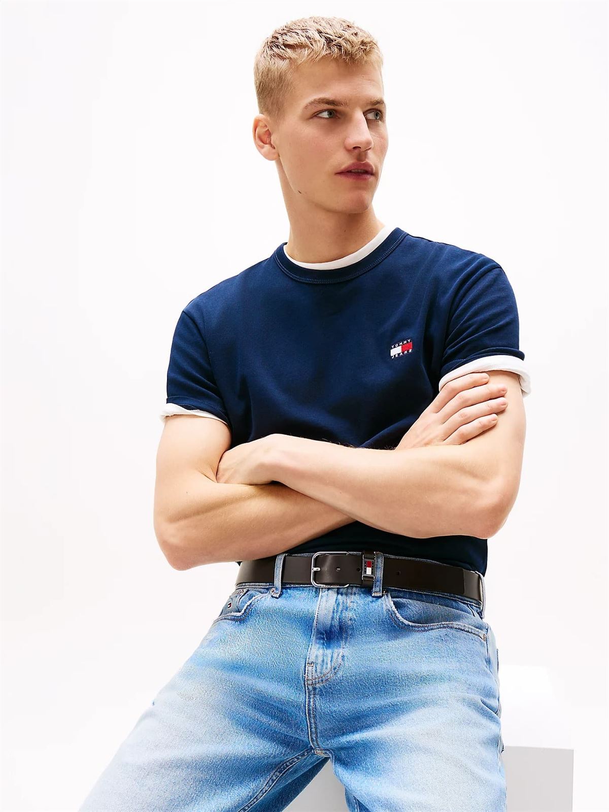 Camiseta TOMMY JEANS DM0DM20322 C1G Dark Night Navy - Imagen 4