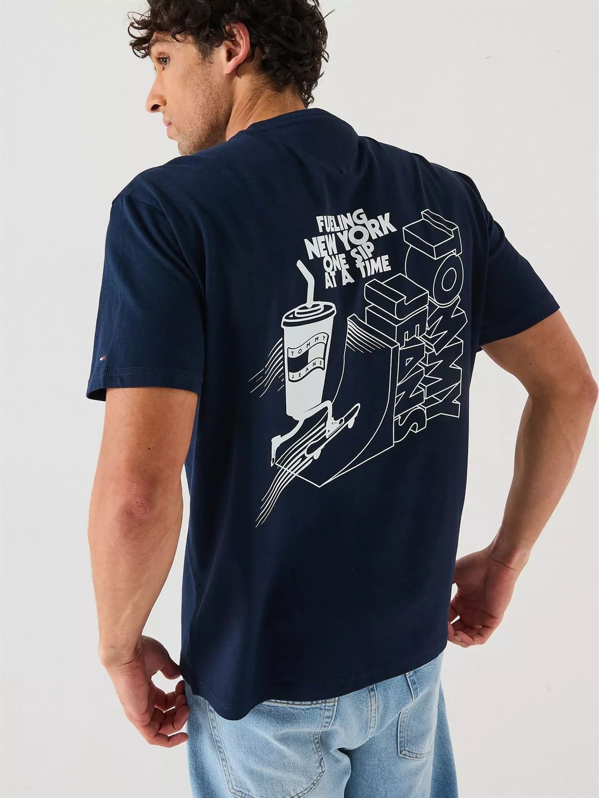 Camiseta Tommy Jeans DM0DM21830 C1G dark night navy - Imagen 6