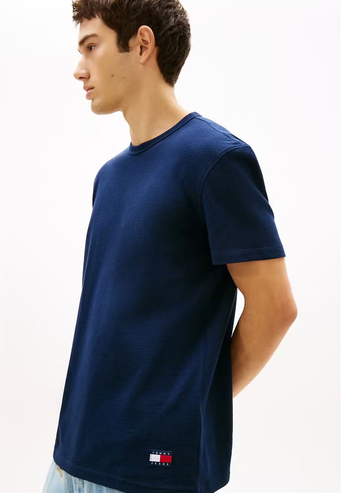 Camiseta TOMMY JEANS DM0DM22529 C1G Dark Night Navy - Imagen 3
