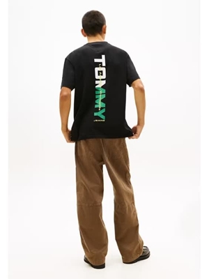 Camiseta TOMMY JEANS DM0DM22534 BDS negro - Imagen 2