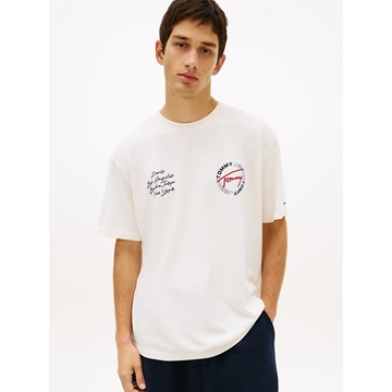 Camiseta TOMMY JEANS DM0DM22535 YBH ANCIENT WHITE - Imagen 1