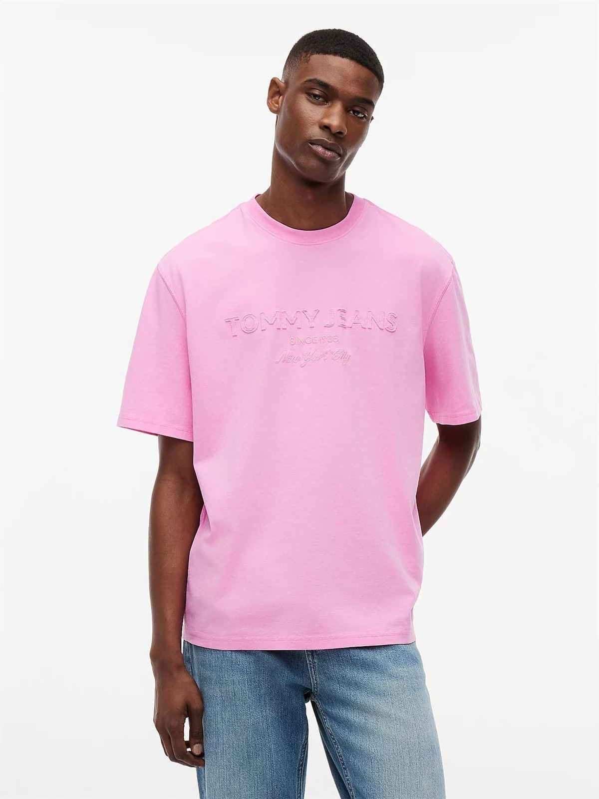Camiseta Tommy Jeans DM0DM22545 TOU PINK DAISY - Imagen 1