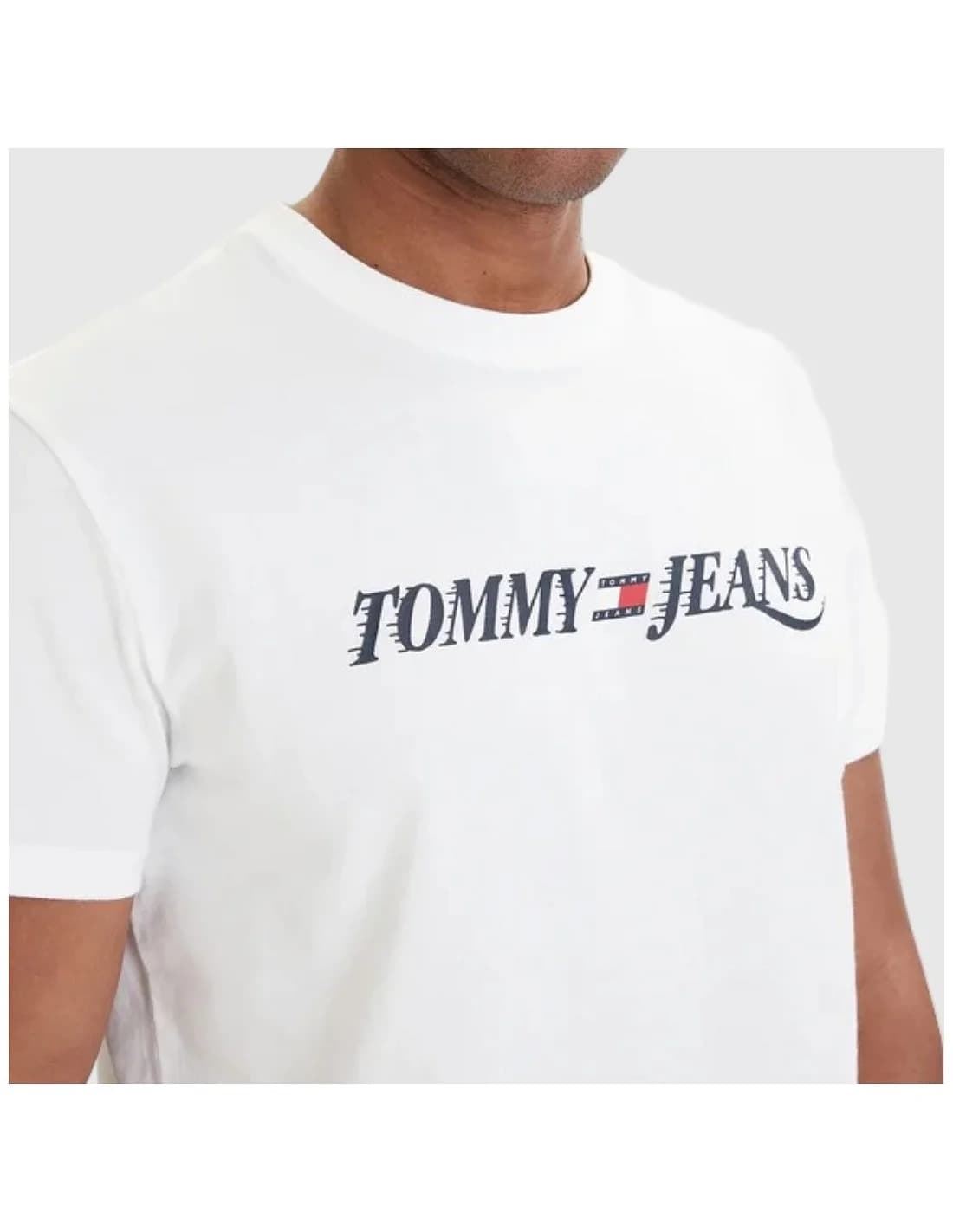 Camiseta TOMMY JEANS DM0DM22548 YBL ecru - Imagen 2