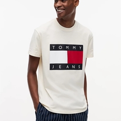 Camiseta Tommy Jeans DM0DM22645 AEF Calico - Imagen 1