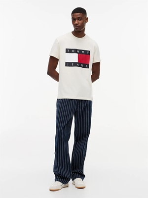 Camiseta Tommy Jeans DM0DM22645 AEF Calico - Imagen 2