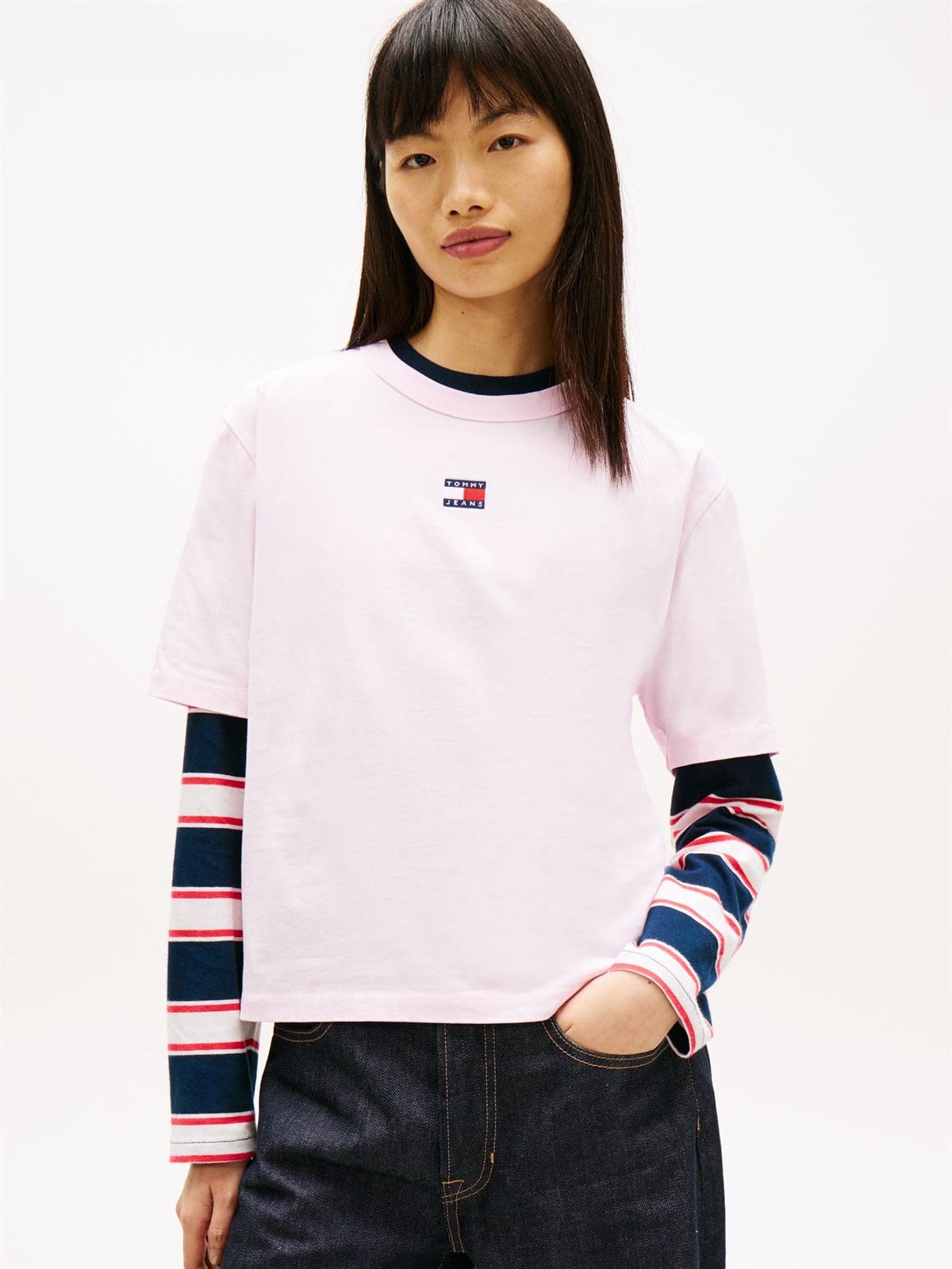 Camiseta TOMMY JEANS DW0DW22202 TN9 pearly pink - Imagen 3