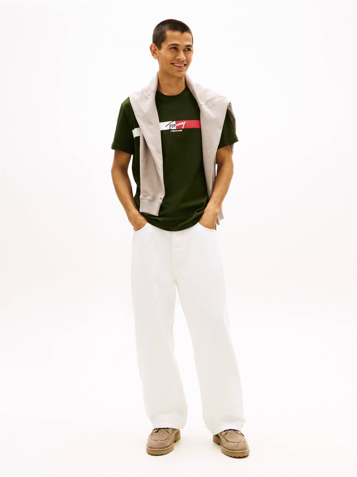 Camiseta Tommy Jeans Kingston Green DM0DM22539 M0H - Imagen 2