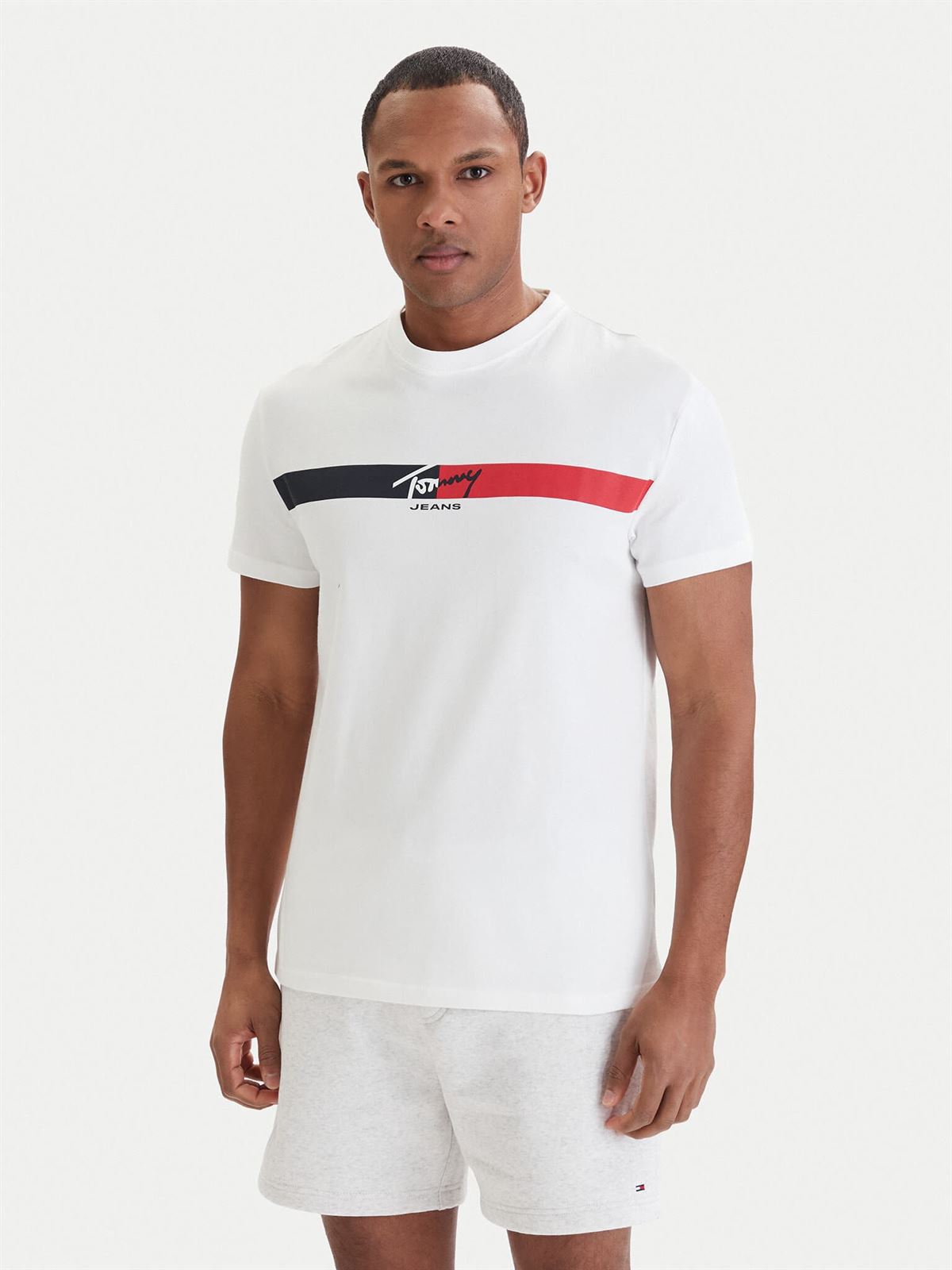 Camiseta Tommy Jeans Reg SIgnature Ecru DM0DM22539 YBL - Imagen 1