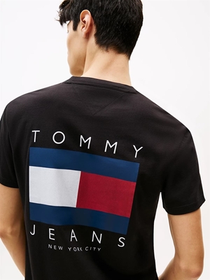 Camiseta Tommy Jeans Tjm Reg Flag Graph Black DM0DM21910 BDS - Imagen 2