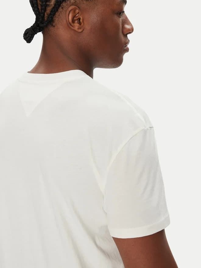 Camiseta Tommy Jeans Tjm Reg Flag Linear Ecru DM0DM21911 YBL - Imagen 5