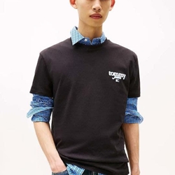 Camiseta Tommy Jeans Tjm Reg Signature Black DM0DM21934 BDS - Imagen 1