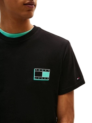 Camiseta Tommy Jeans Tjm Slim Pop Black DM0DM21577 BDS - Imagen 2