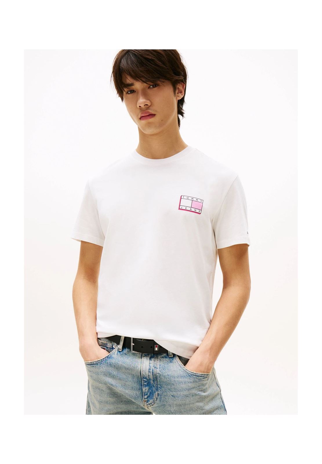 Camiseta Tommy Jeans Tjm Slim Pop Color Flag Tee Ext DM0DM21577 YBL - Imagen 1