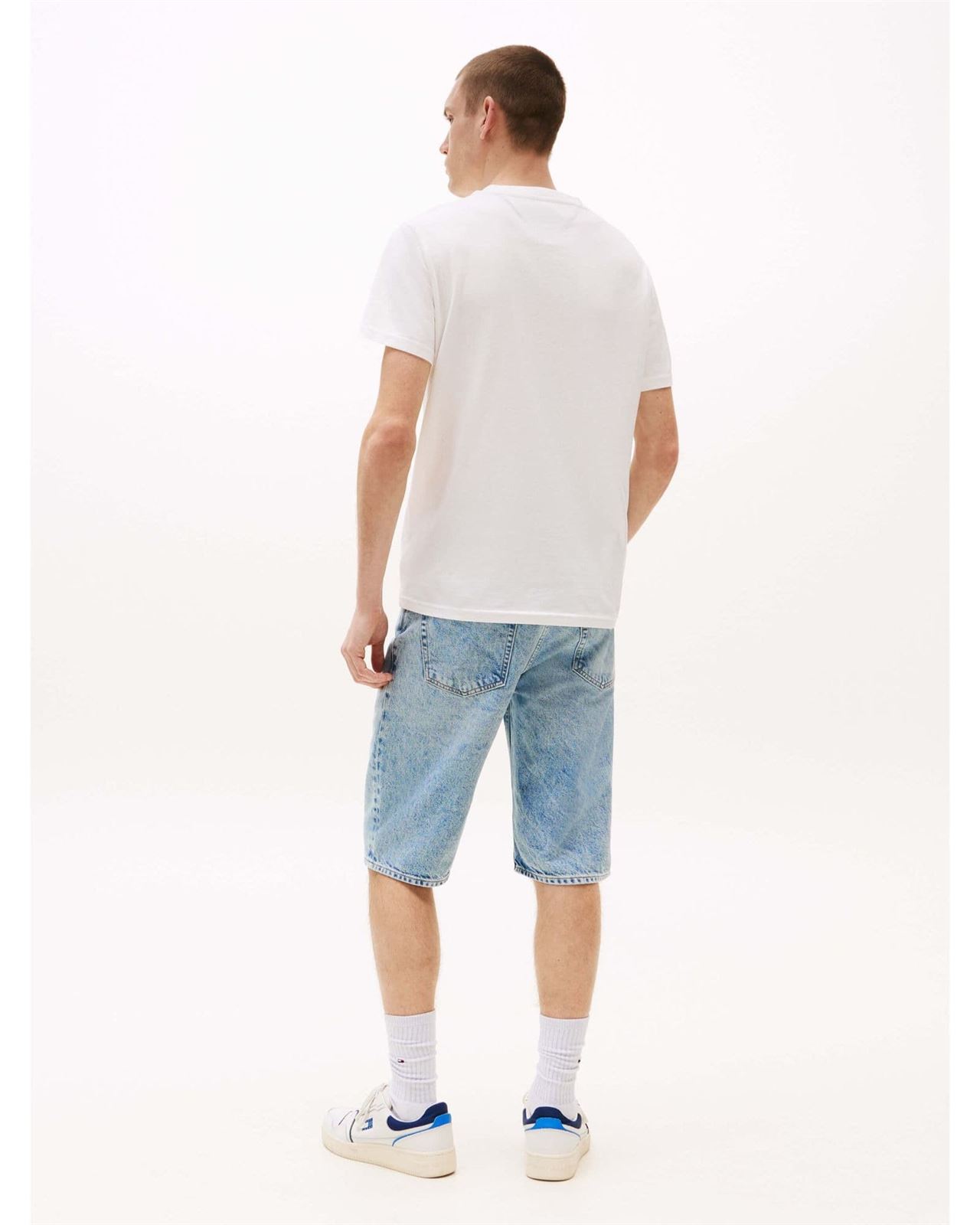 Camiseta Tommy Jeans Tjm Slim Stack Logo Ecru DM0DM21539 YBL - Imagen 3