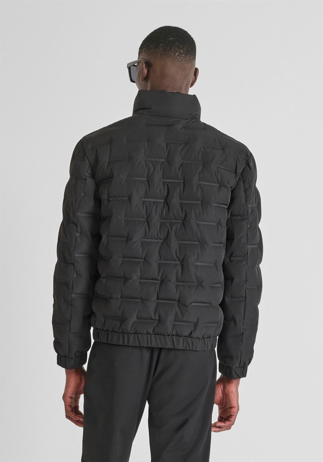Cazadora Antony Morato Regular Fit in 3D Black MMCO00953 FA600299 9000 - Imagen 3