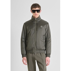Cazadora Antony Morato Regular Fit in Nylon Verde Militar Oscuro MMCO00946 FA600275 4089 - Imagen 1
