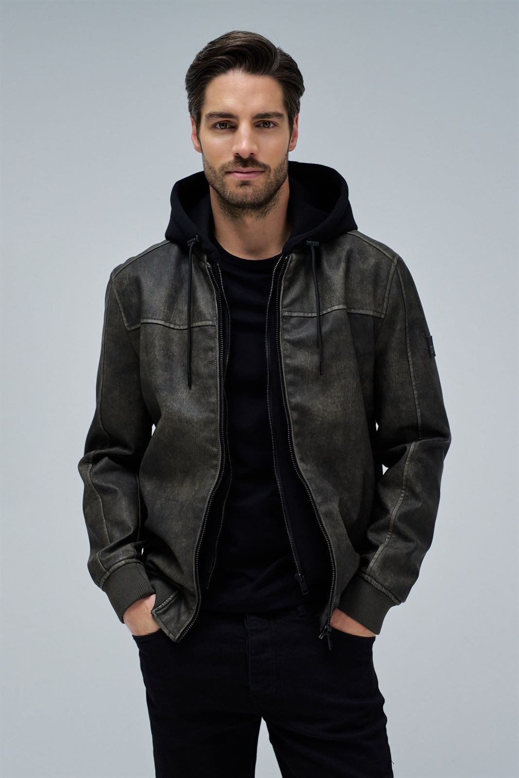 Cazadora Salsa Jeans Hooded Fake Leather Bombe Dark Brown 21010230 930 - Imagen 2