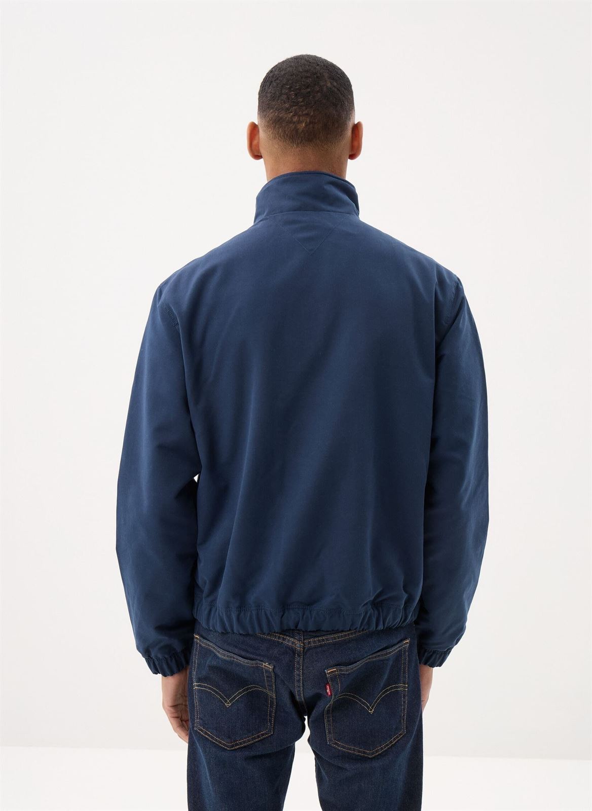 Cazadora TOMMY JEANS DM0DM22720 CIG DARK NIGHT NAVY - Imagen 2