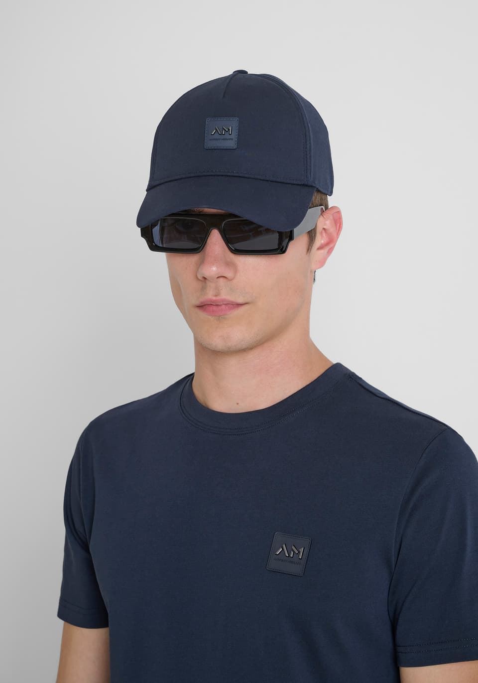 Gorra ANTONY MORATO MMHA00388 FA800184 7073 tinta azul - Imagen 1