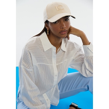 Gorra con logo bordado Lola Casademunt LS20607010 CRUDO - Imagen 2