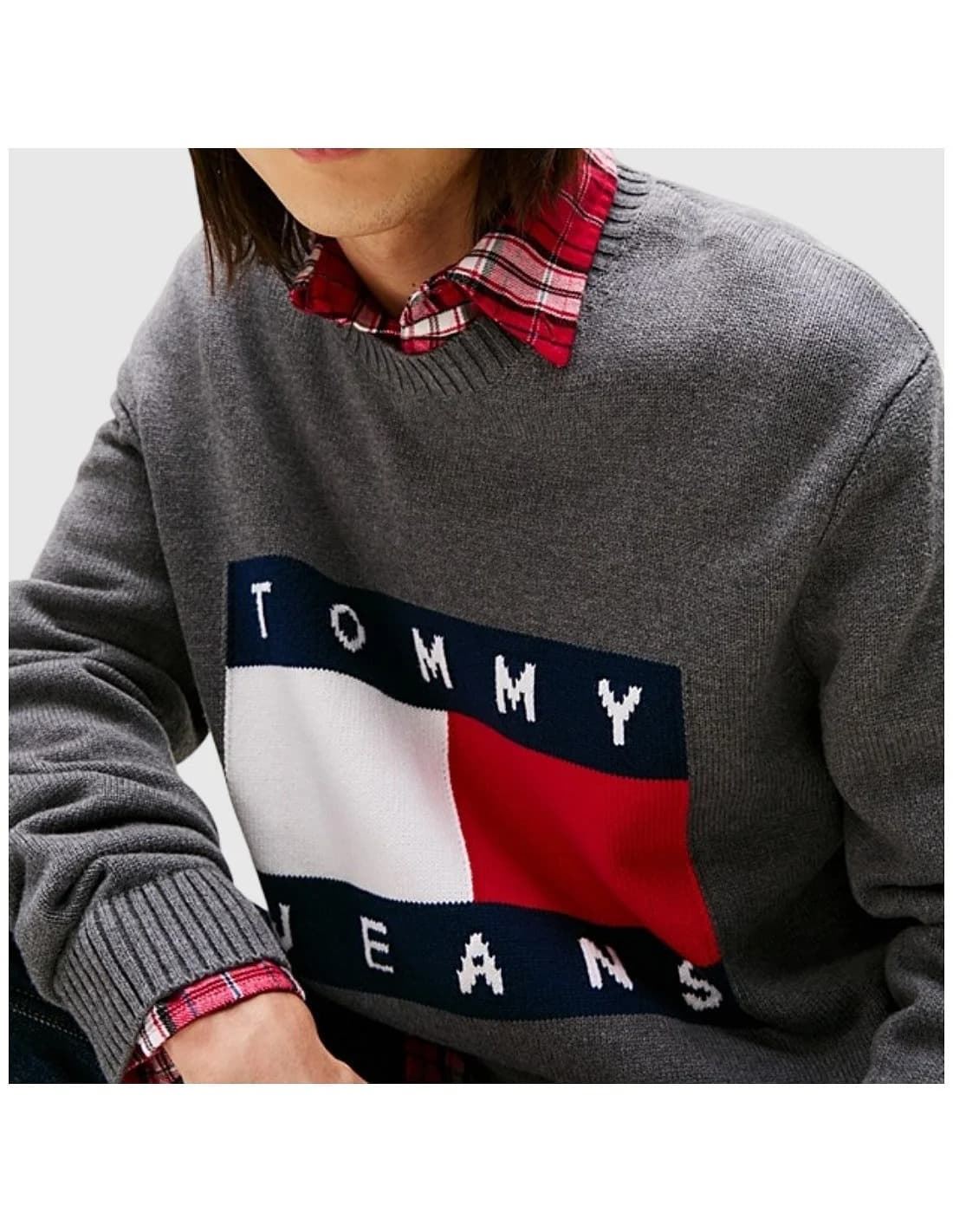 Jersey Tommy Jeans Tjm Reg Melange Flag Black HTR DM0DM22105 PU2 - Imagen 2