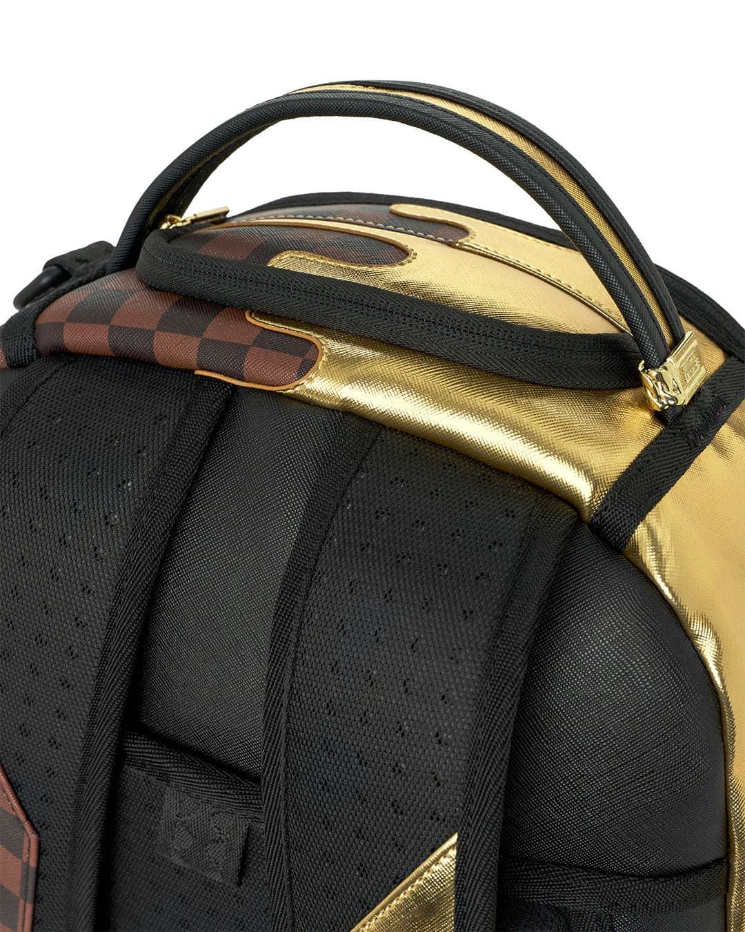 Mochila Sprayground Sharks in Paris Gold 910B9250NSZ - Imagen 4