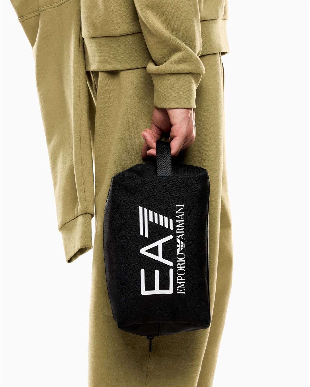 Neceser EA7 Emporio Armani Black Beauty 7X000074 AF19722 UC001 - Imagen 5