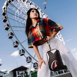 Neceser Sprayground 910B6070NSZ triple decker her to the throne - Imagen 2