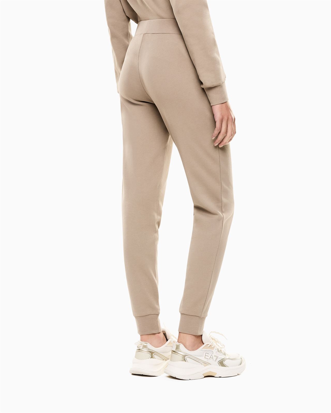 Pantalón EA7 Emporio Armani 7W000538 AF15831 U6167 roasted cashew - Imagen 3