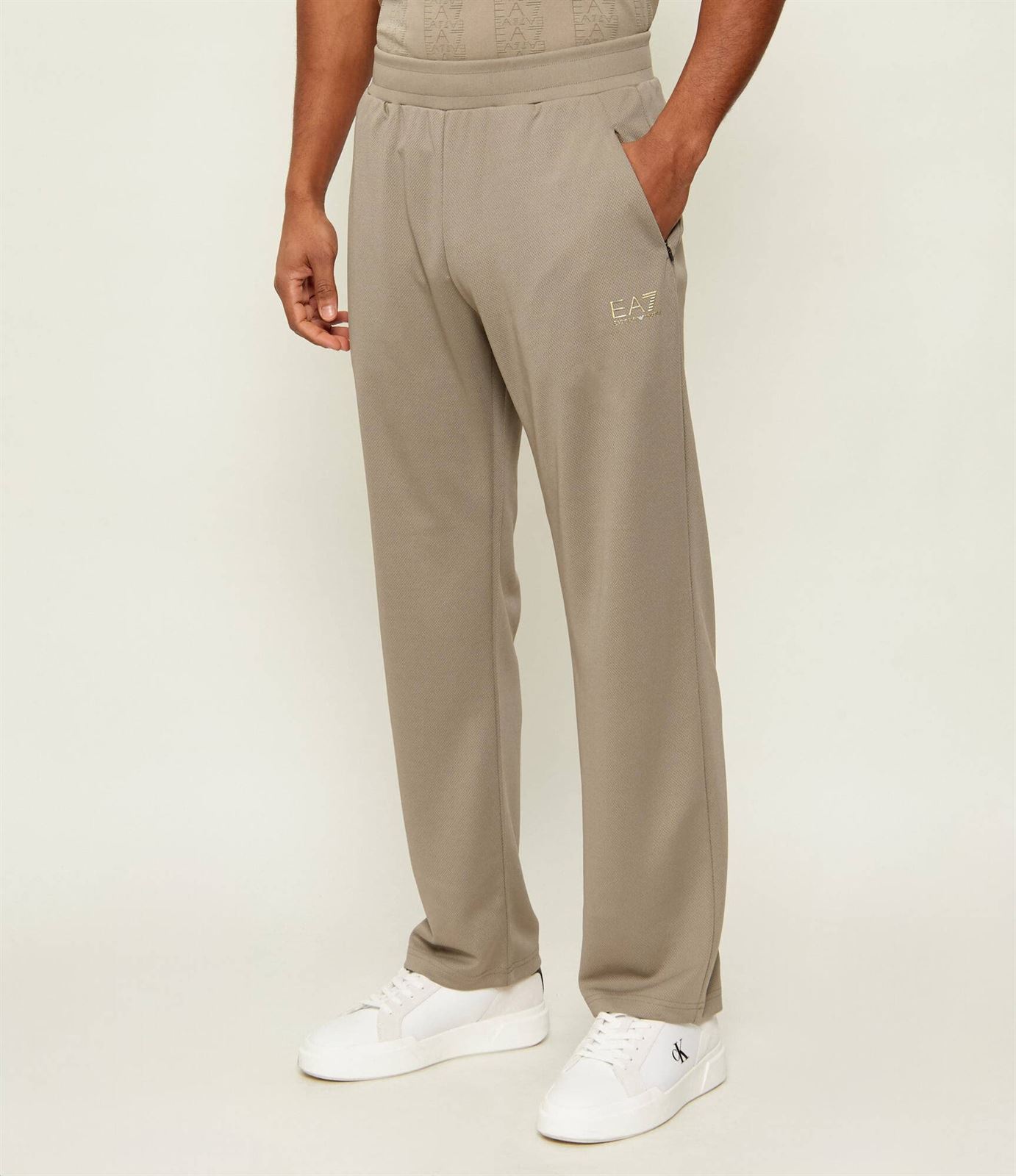 Pantalón EA7 Emporio Armani EA7 7M001302 AF21420 U6167 roasted cashew - Imagen 1
