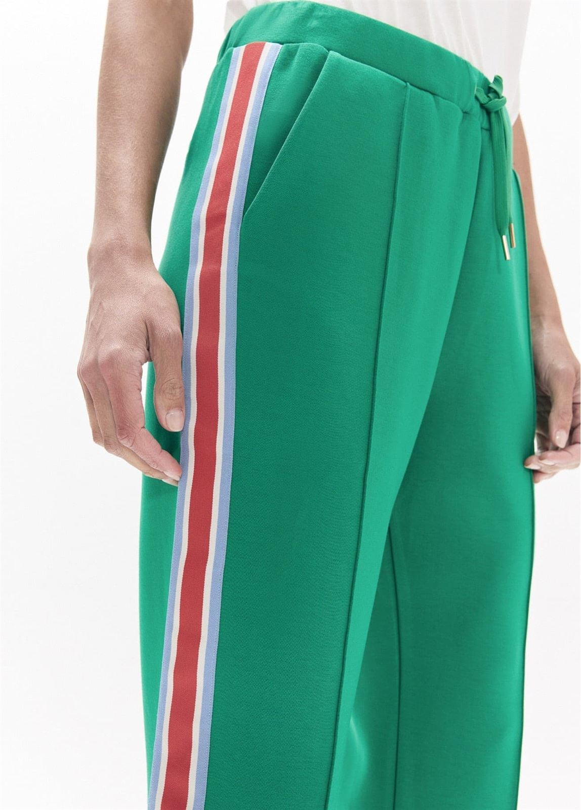 Pantalón jogger con banda lateral Lola Casademunt LF2614033 - Imagen 2