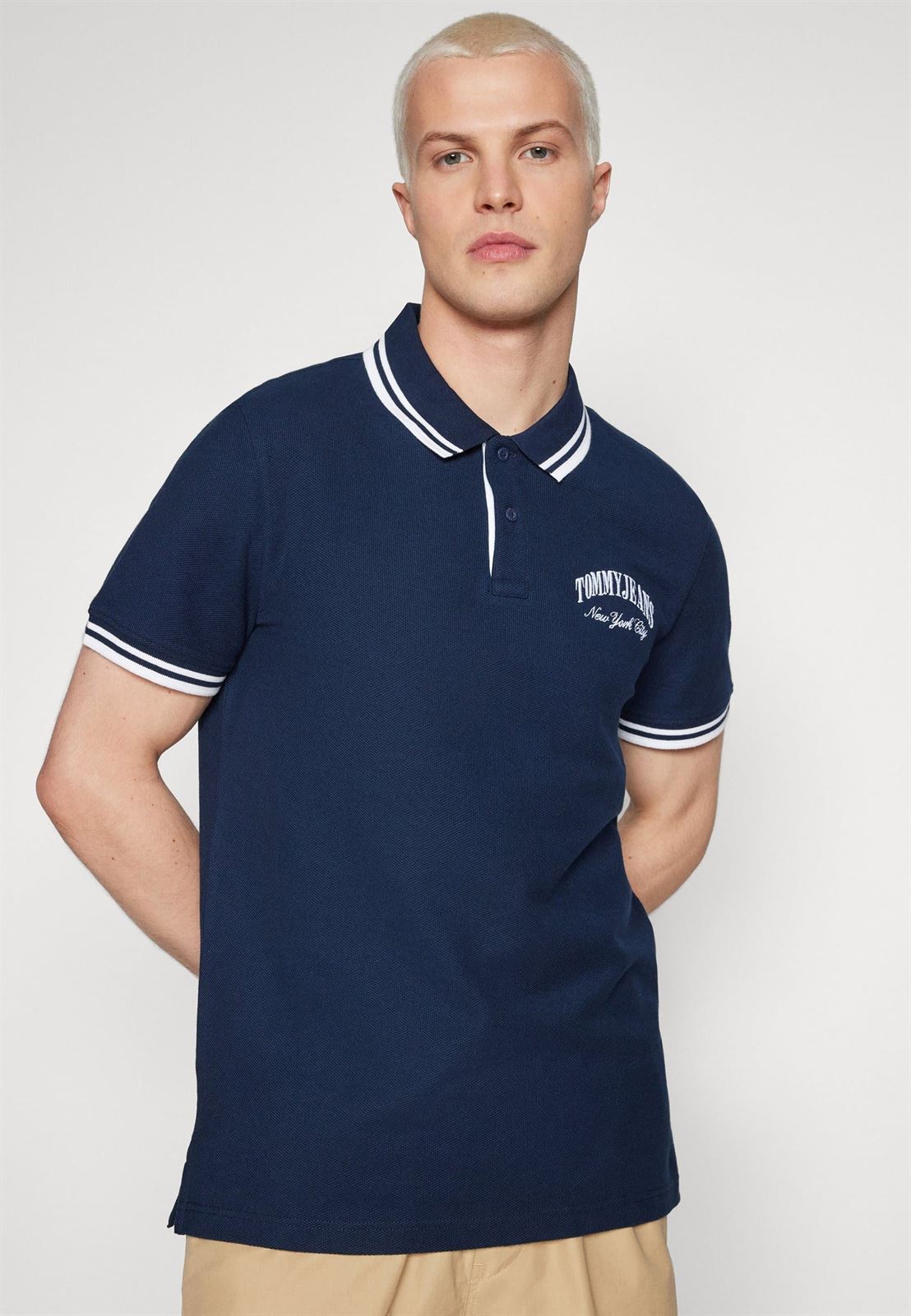 Polo Tommy Jeans DM0DM18922 C1G DARK NIGHT NAVY - Imagen 3