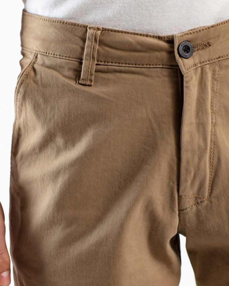 Shorts REELL FLEX GRIP CHINO DARK SAND - Imagen 3