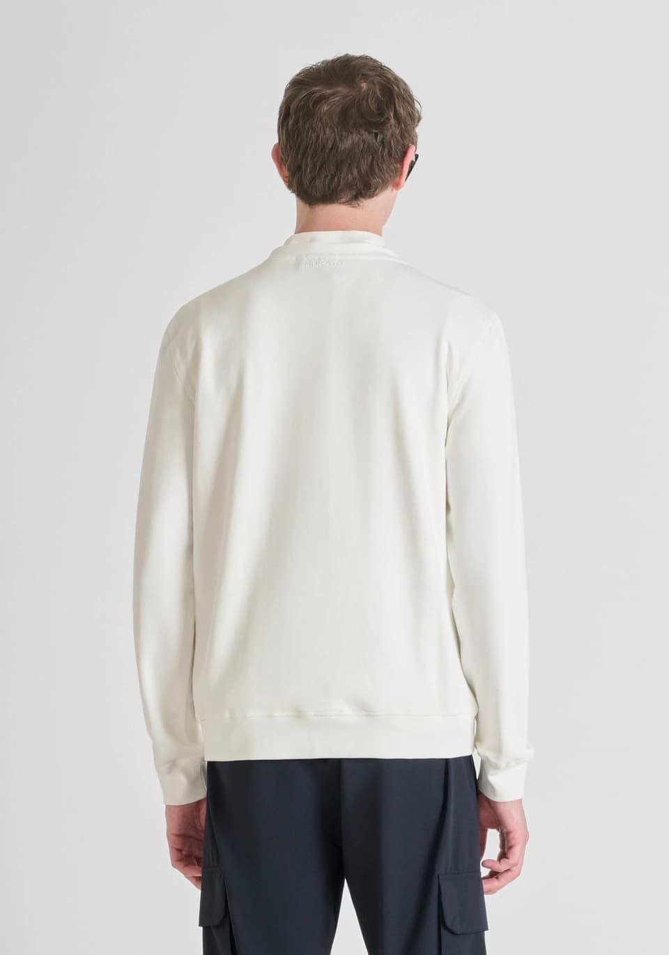 Sudadera Antony Morato Regular Fit Crema MMFL01088 FA150222 1011 - Imagen 5