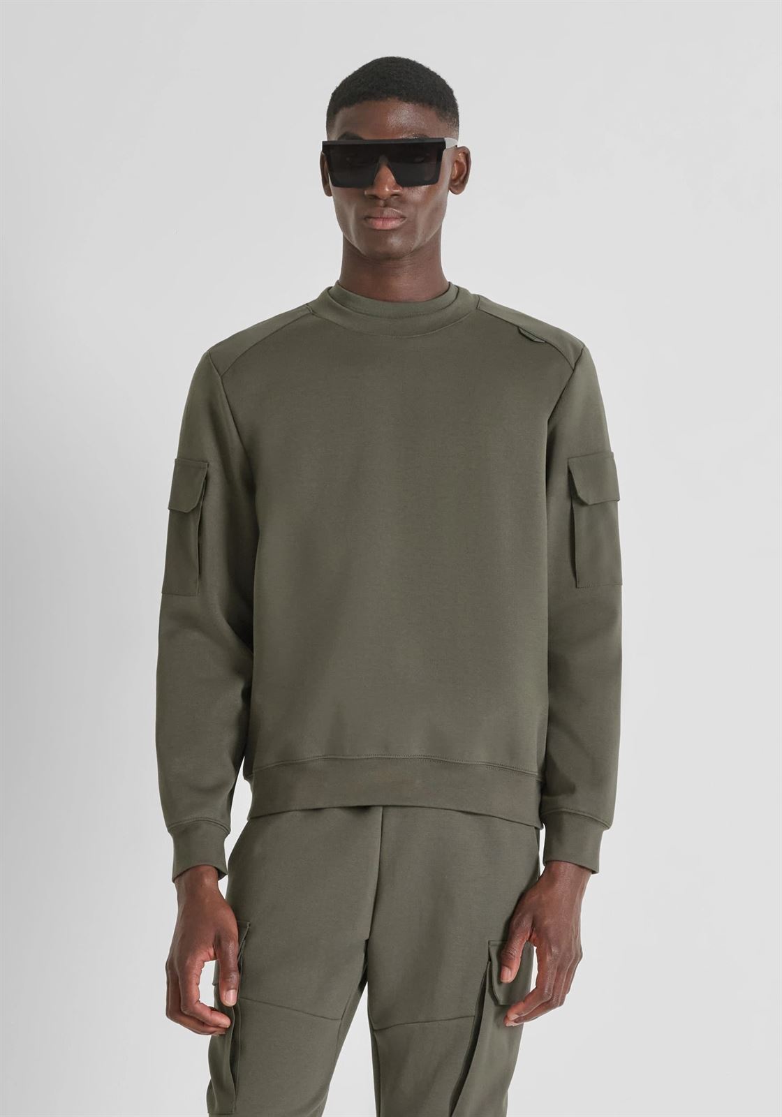 Sudadera Antony Morato Regular Fit Verde Militar MMFL01097 FA150168 4089 - Imagen 2