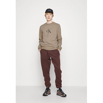 Sudadera Calvin Klein J30J3211900A03 CK Institutional Perfect Taupe - Imagen 1