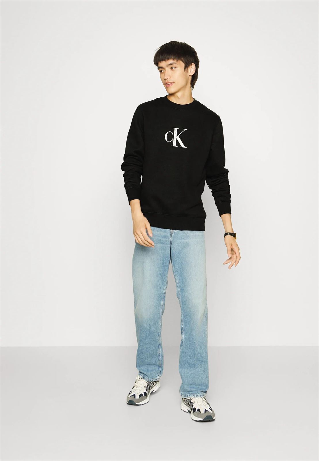 Sudadera Calvin Klein J30J321900BEH CK Institutional Black - Imagen 2