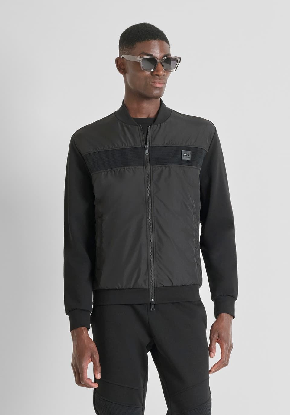 Sudadera con cremallera Antony Morato Slim Fit Negro MMFL01083 FA150168 9000 - Imagen 3