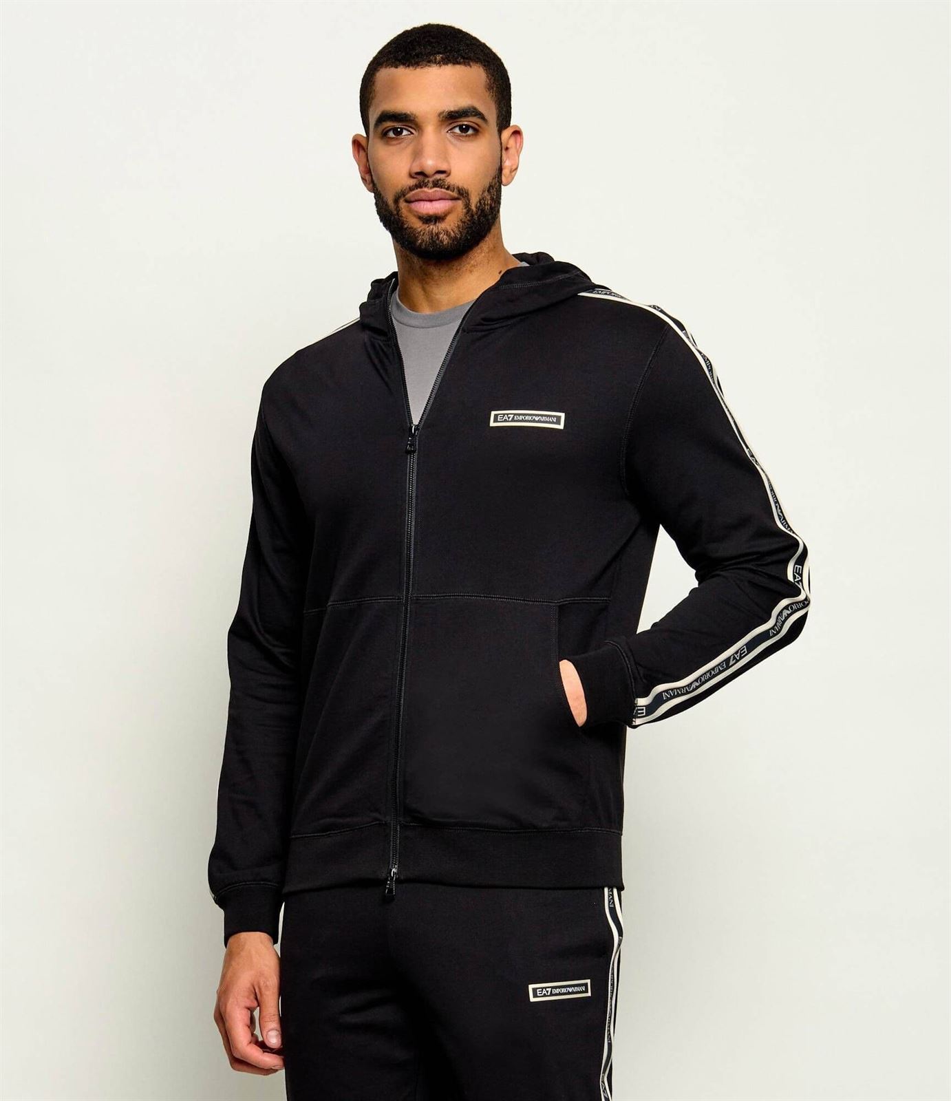Sudadera EA7 Emporio Armani 7M002192 AF13512 UC001 Black - Imagen 1
