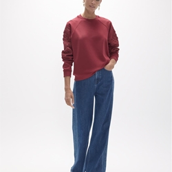 Sudadera manga raglan Lola Casademunt Color Vino LF2611034 - Imagen 2