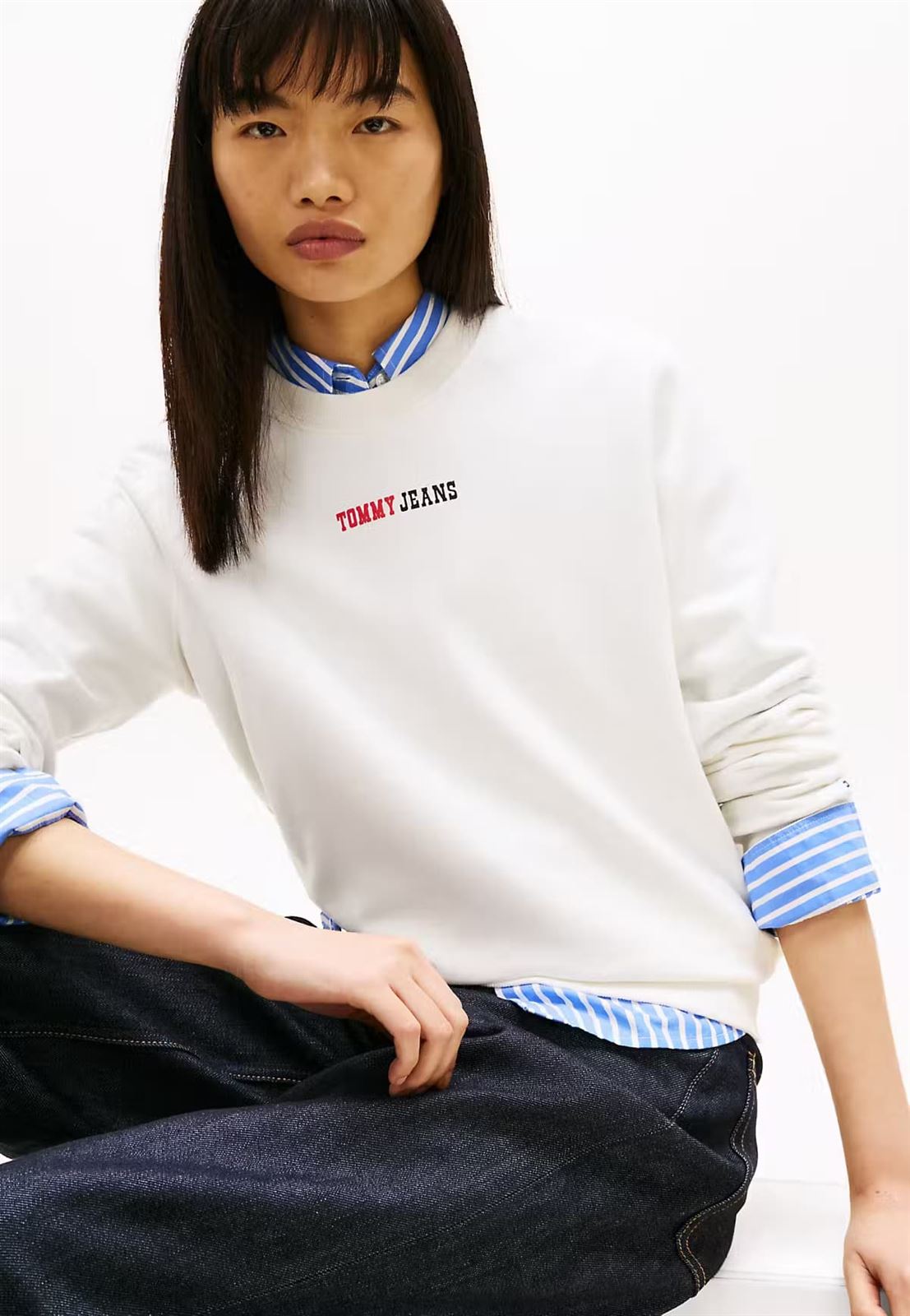 Sudadera TOMMY JEANS DW0DW22362 YBL Ecru - Imagen 3