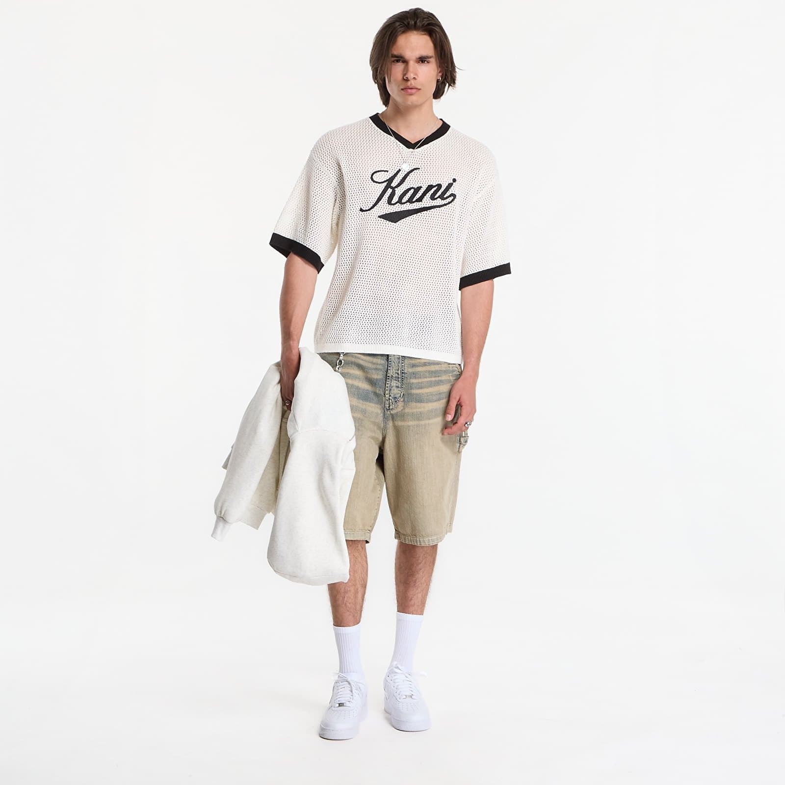 Sueter KARL KANI PD00013976 Cursive Varsity Croc white - Imagen 3
