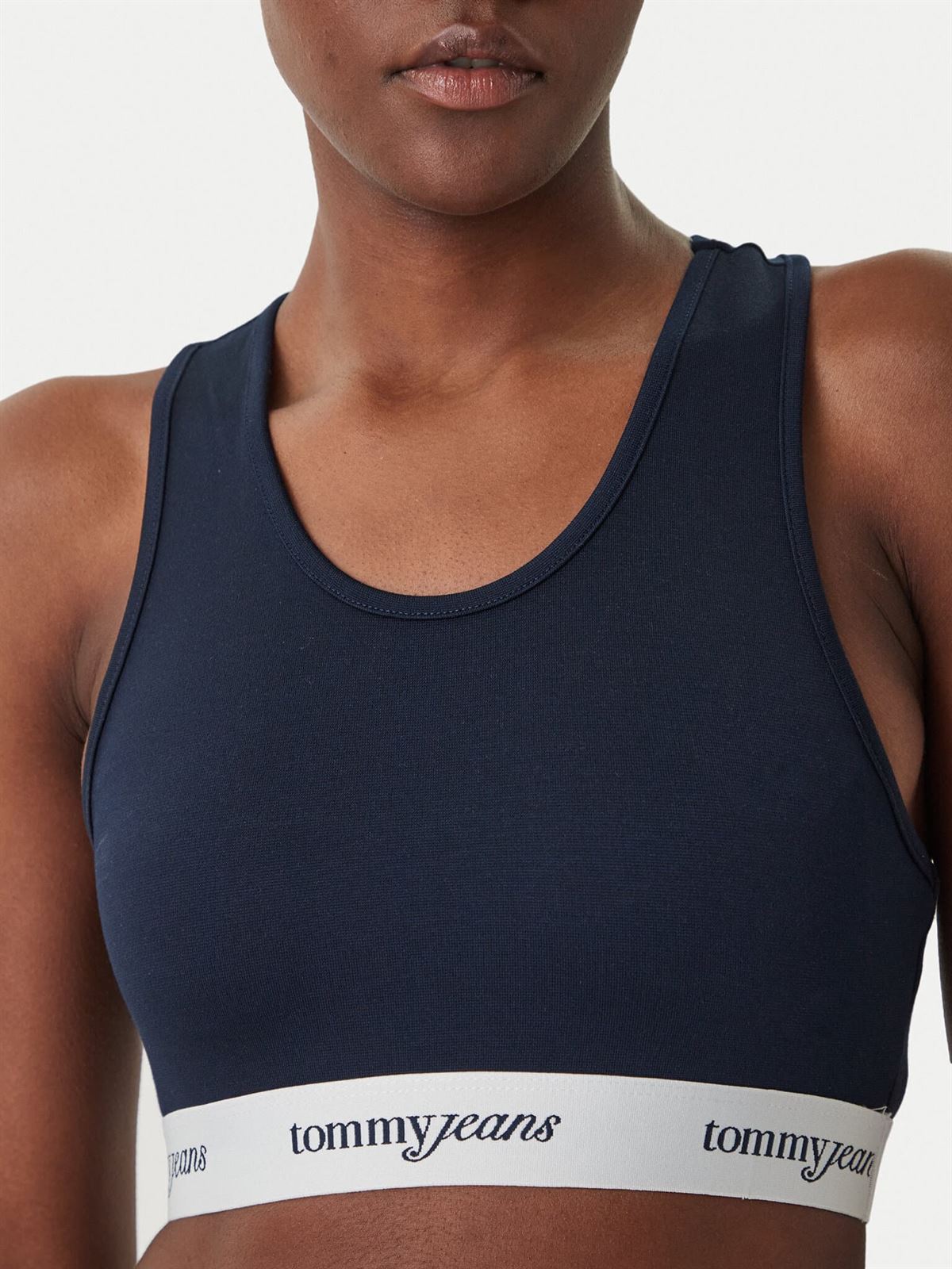 Top TOMMY JEANS DW0DW22762 CIG Dark Night Navy - Imagen 3