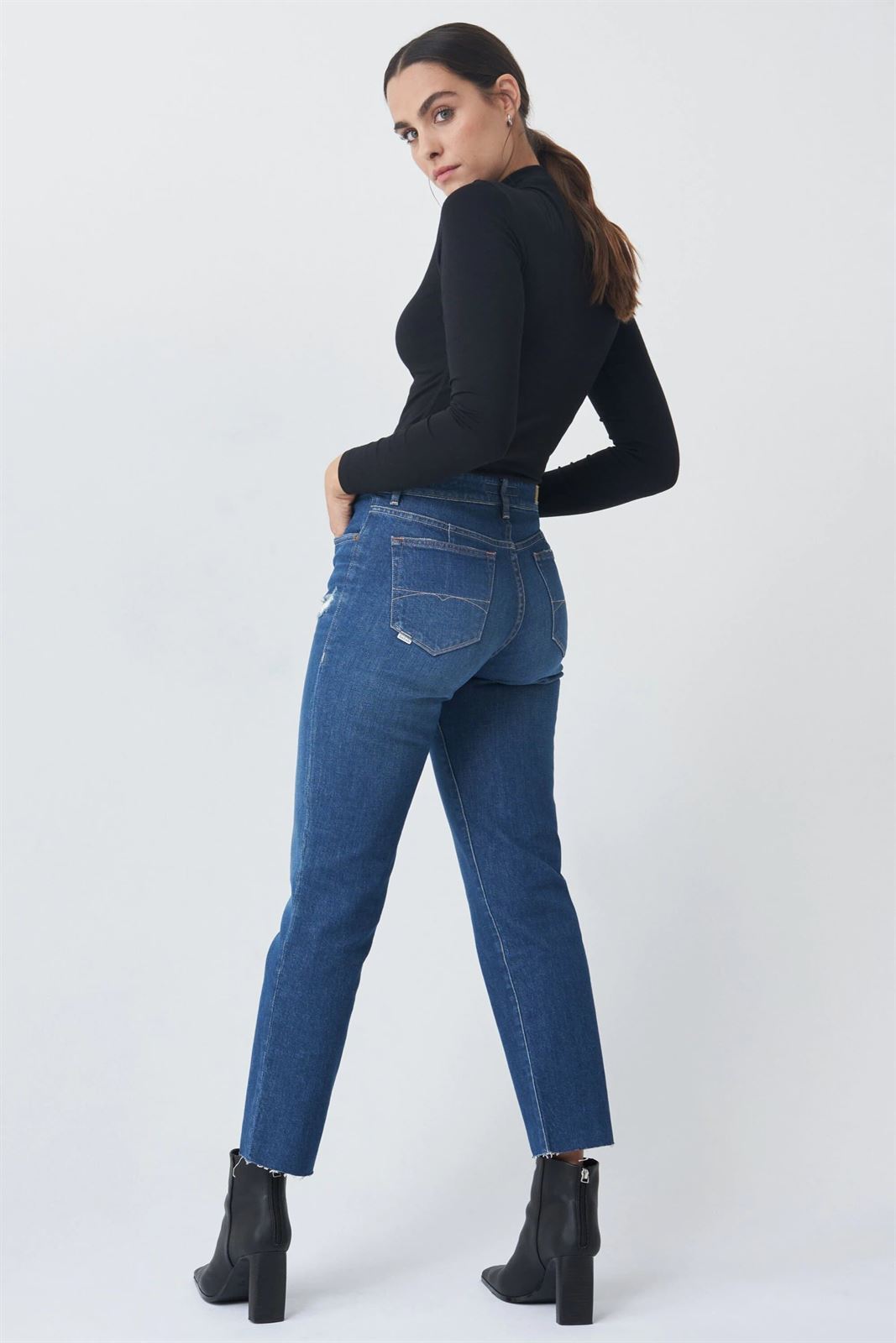 Vaqueros chica SALSA TRUE CROPPED SLIM 8503 - Mujer