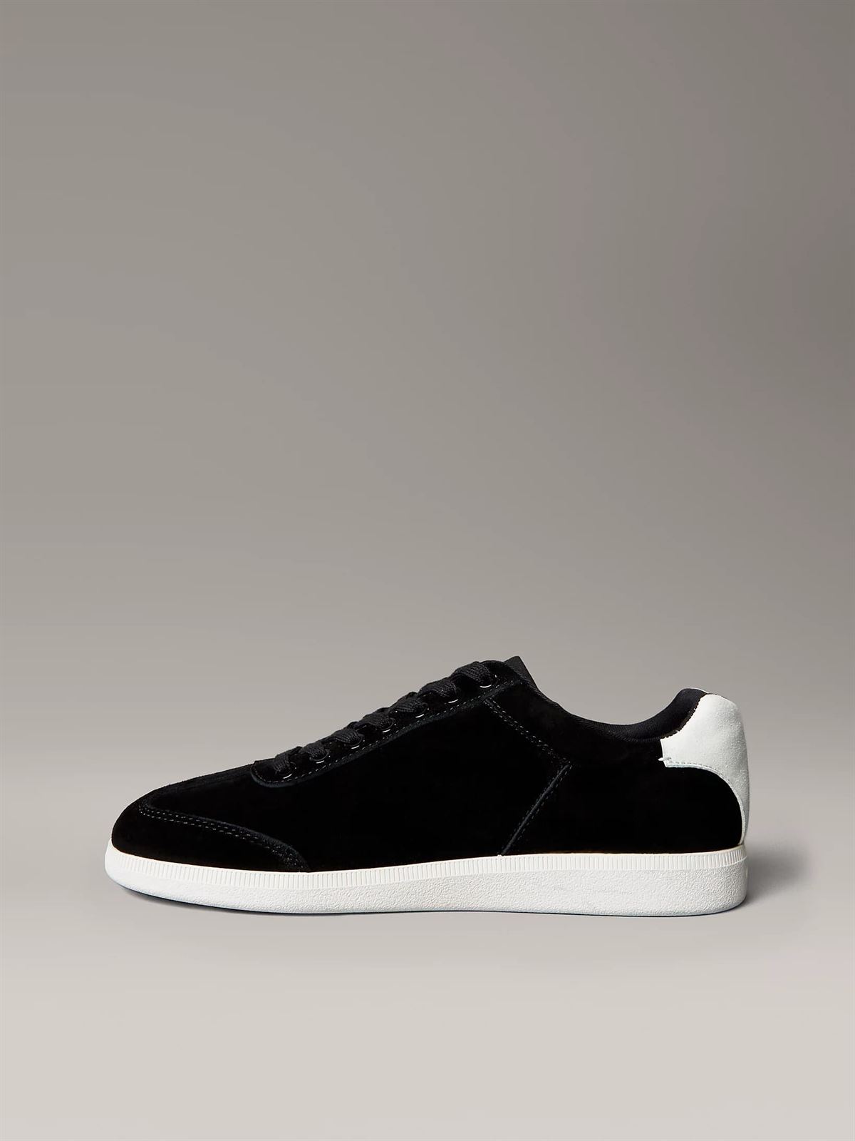 Zapatillas CALVIN KLEIN HM0HM01946 BEH Low Cupsole Laceup Black/Mashmallow - Imagen 5