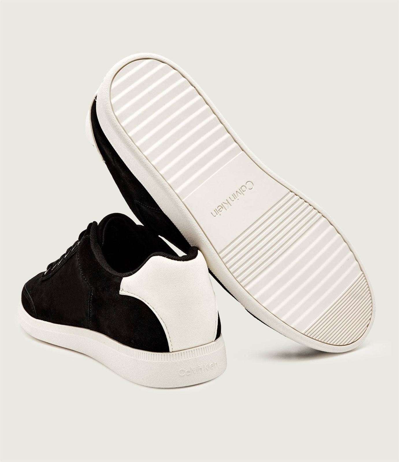 Zapatillas CALVIN KLEIN HM0HM01946 BEH Low Cupsole Laceup Black/Mashmallow - Imagen 4