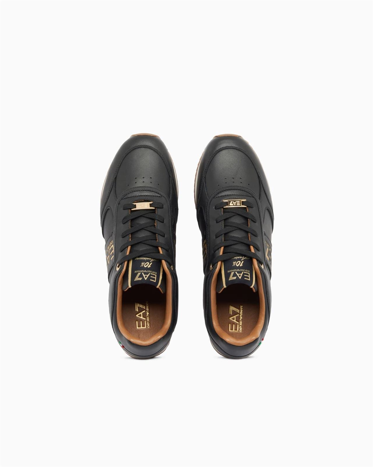 Zapatillas Emporio Armani EA7 7X000648 AF15588 MC021 black/gold - Imagen 3