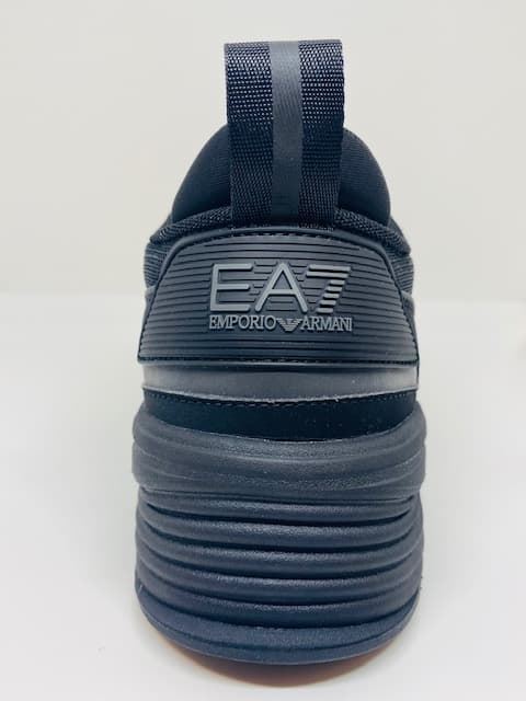 Zapatillas Emporio Armani EA7 X8X070 XK165 A083 negro hombre - Imagen 3